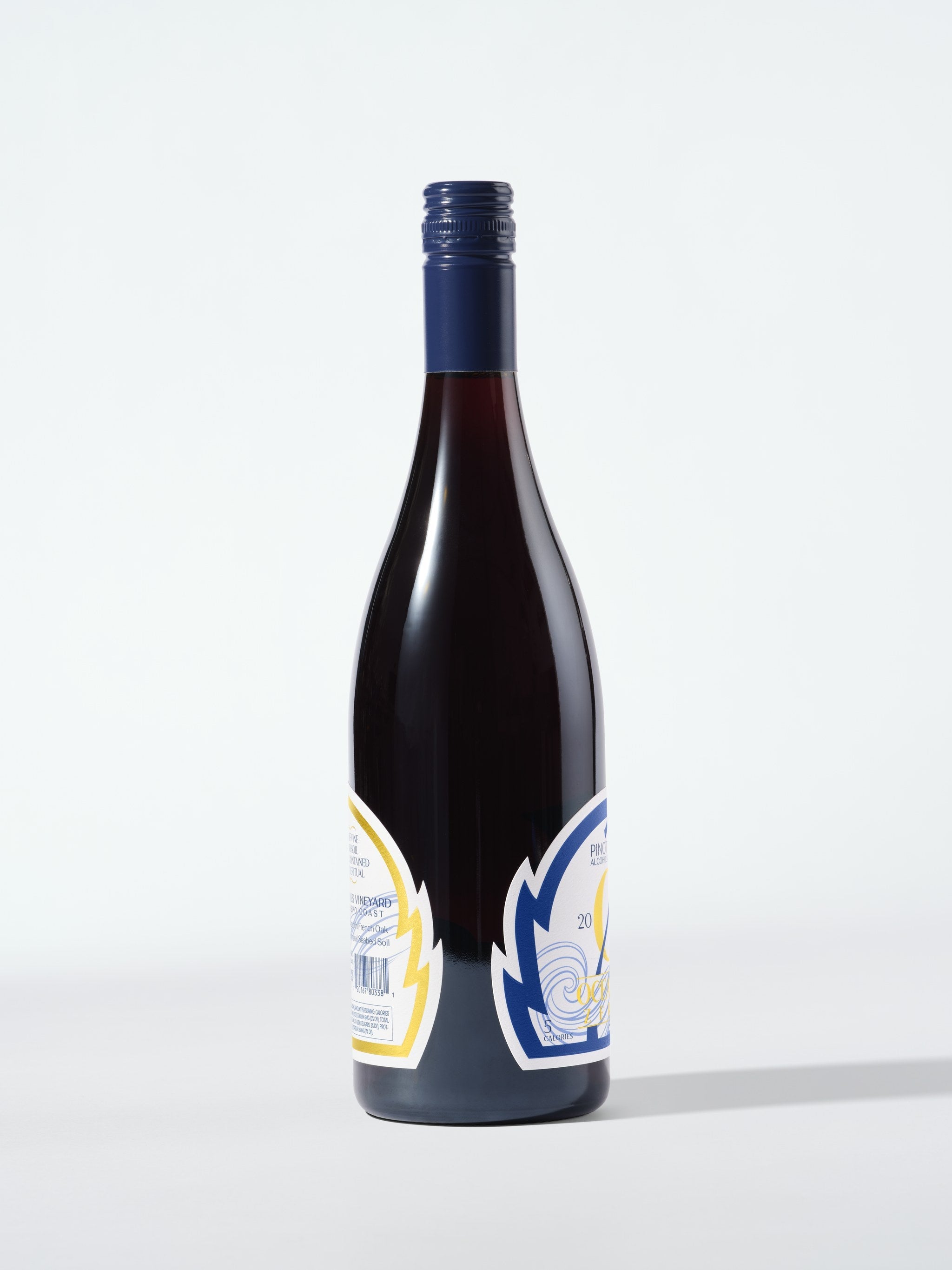 2024 Pinot Noir — label, three-quarter view from the other side